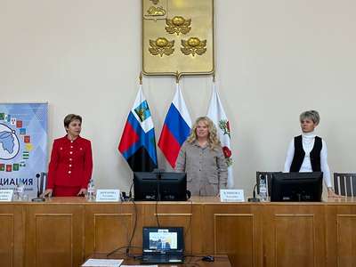 25 ноября 2025 года АСМО Белгородской области провела обучающий семинар в рамках проекта «Муниципальный факультет» для депутатов Совета депутатов Вейд