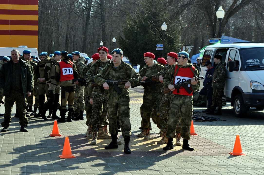 Русский марш бросков. Марш бросок. Марш бросок Волоколамский рубеж 2022. Марш-бросок в бессмертие. ВПК Отечество Белгород.