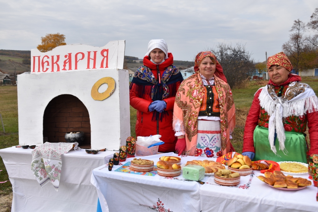 Деревня культура. Сельские гуляния. Фестиваль традиция. Общественные традиции.