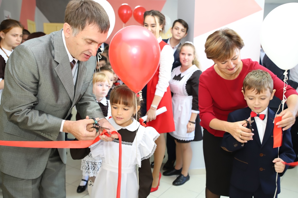 Белгородский сайт образования. Бехтеевская школа. Бехтеевская школа Корочанского района. МБОУ Бехтеевская СОШ Корочанского района Белгородской области. Белгородская область точка роста в школе.